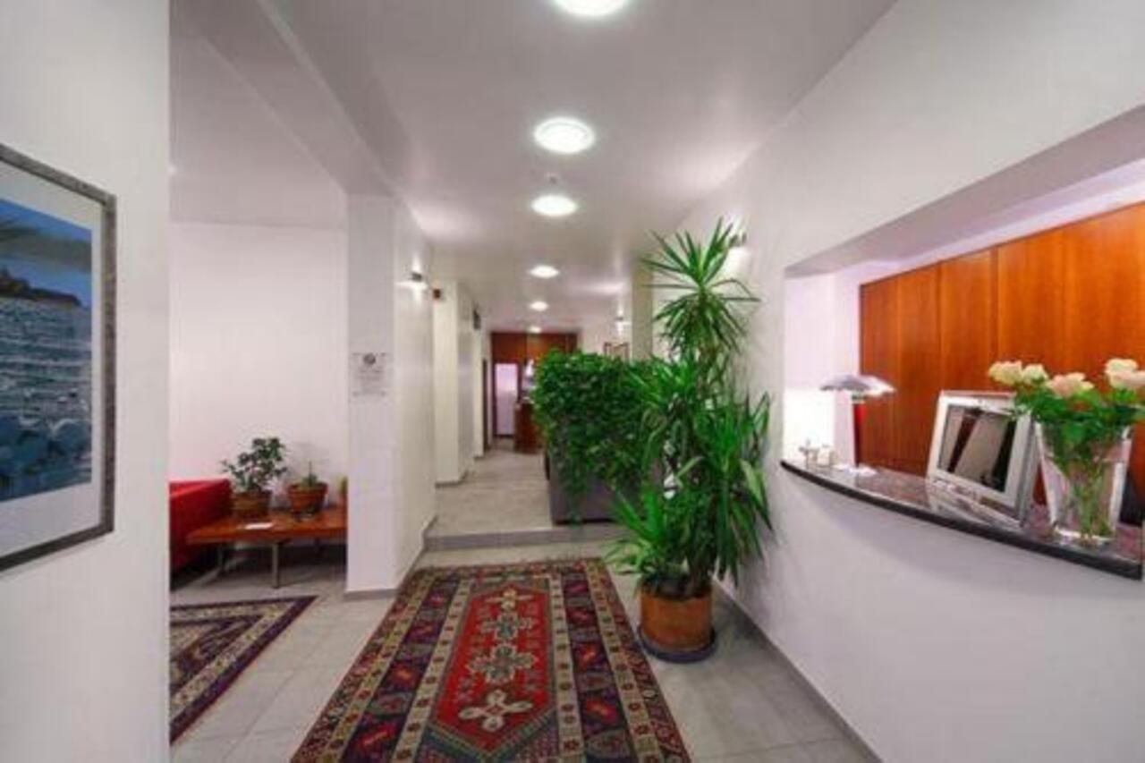 Hotel Paris Mestre Esterno foto