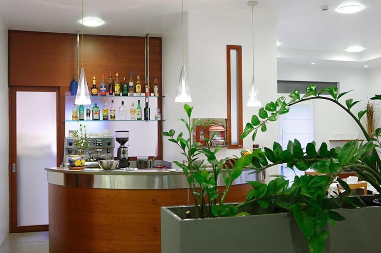 Hotel Paris Mestre Esterno foto