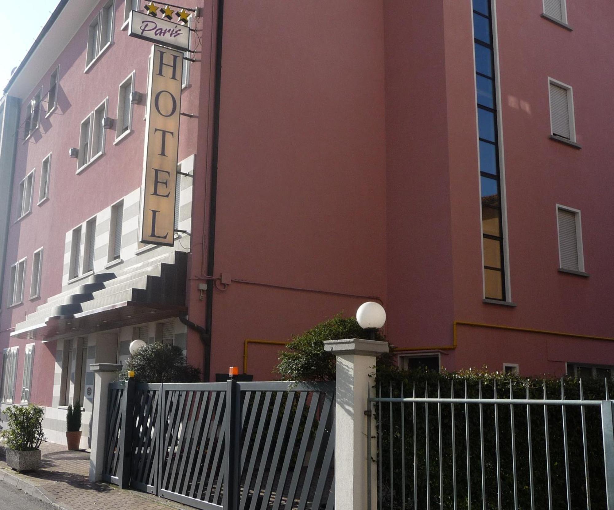 Hotel Paris Mestre Esterno foto