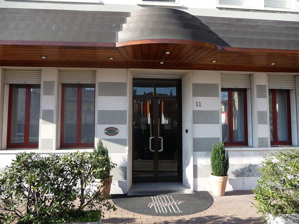 Hotel Paris Mestre Esterno foto